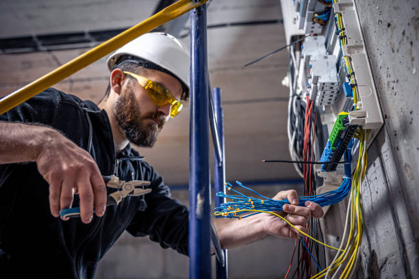 Best Electrical Contractors for Businesses  in Woodlawn, OH